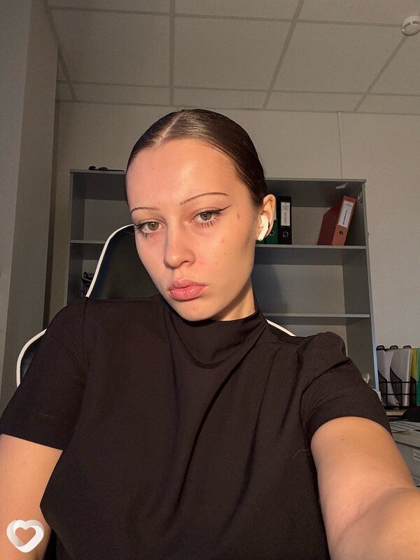 Лариса, 20, Санкт-Петербурге — анкета №3501473