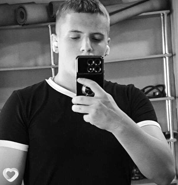 Владимир, 19, Перми — анкета №3501533