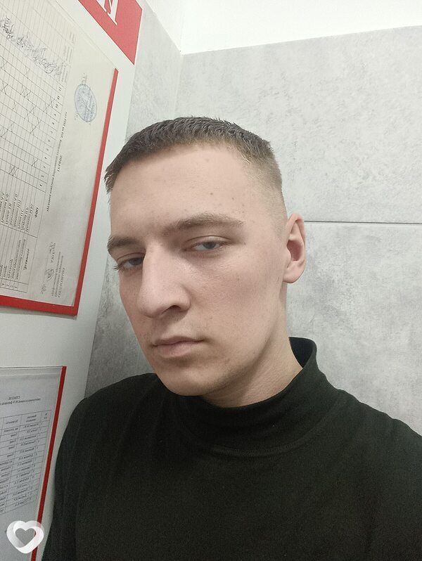 Данила, 21, Гродно — анкета №3501321