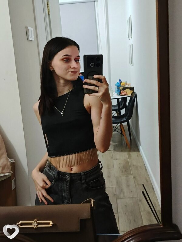 Юлия, 22, Уссурийске — анкета №3502161