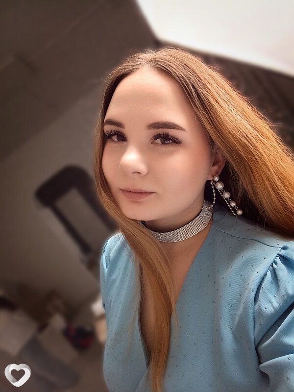 Александра, 23, Каменске-Уральском — анкета №3503013