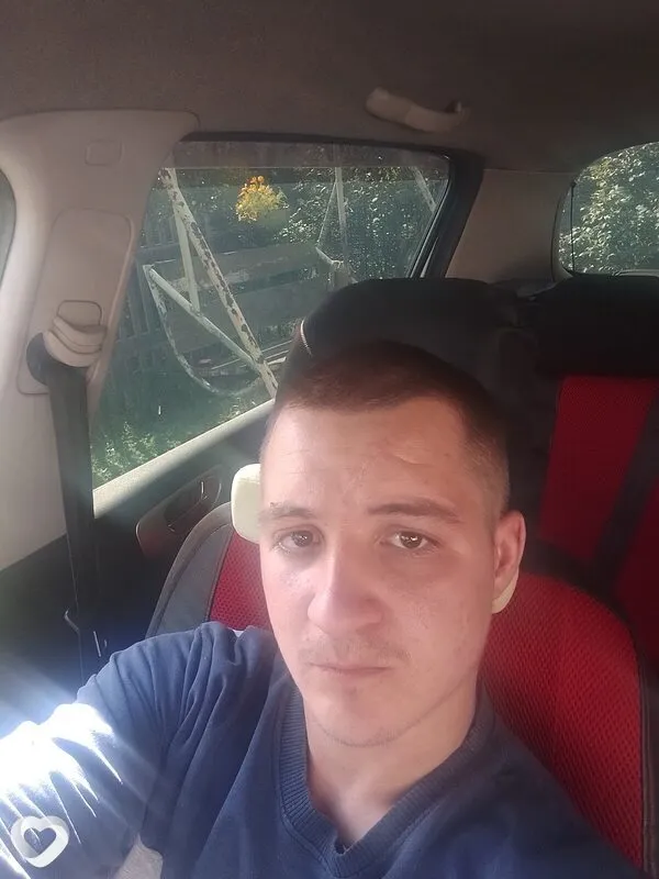 Виктор, 28, Барнауле — анкета №3503987