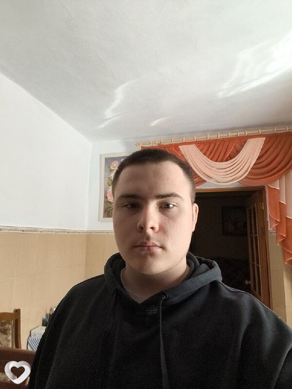 Mihail, 19, Керчи — анкета №3504129