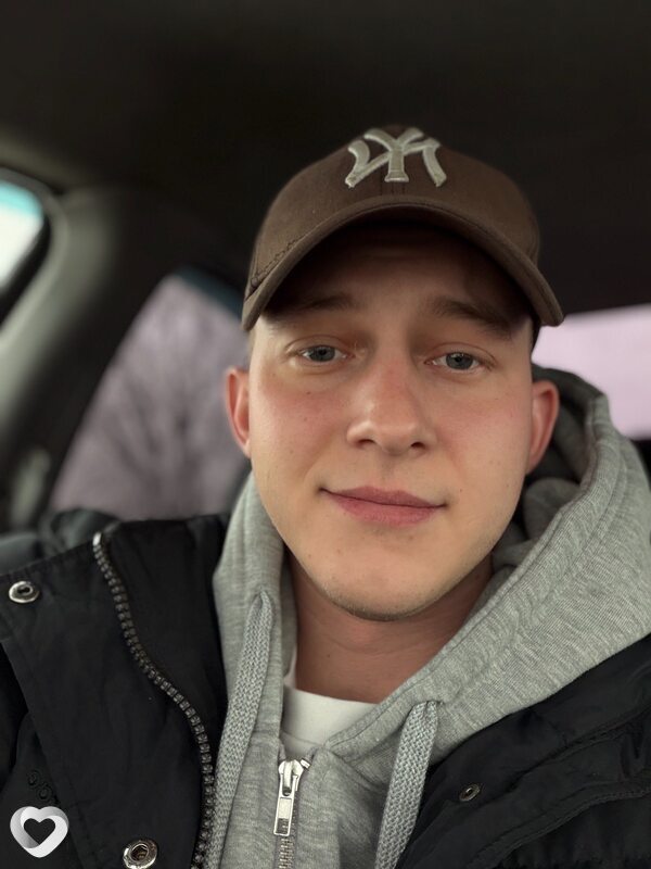 Роман, 24, Черногорске — анкета №3504648