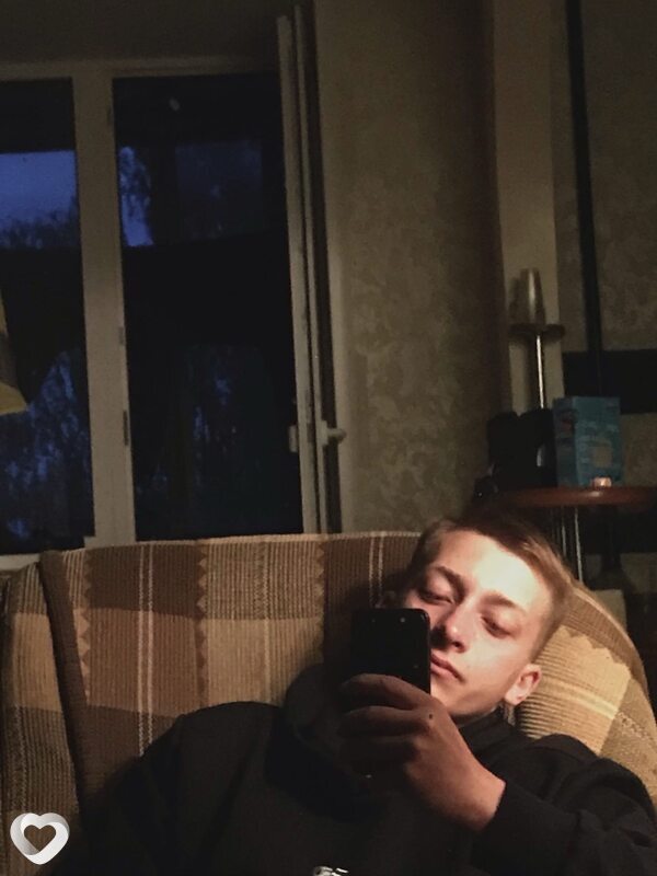 Евгений, 24, Вольске — анкета №3504378