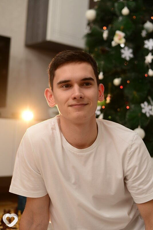 Кирилл, 19, Самаре — анкета №3505627