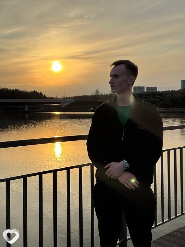 Леха, 22, Москве — анкета №3505440