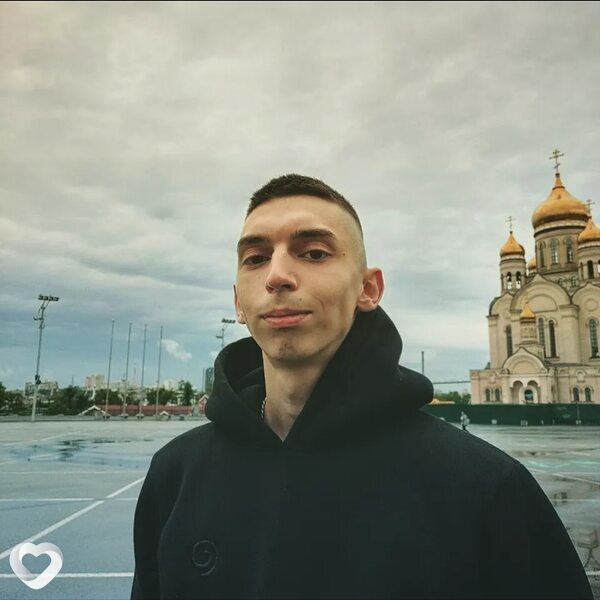 Денис, Керчь