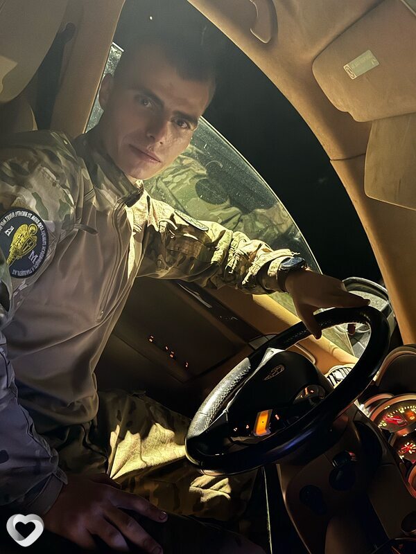 Viktor, 21, Новороссийске — анкета №3506745