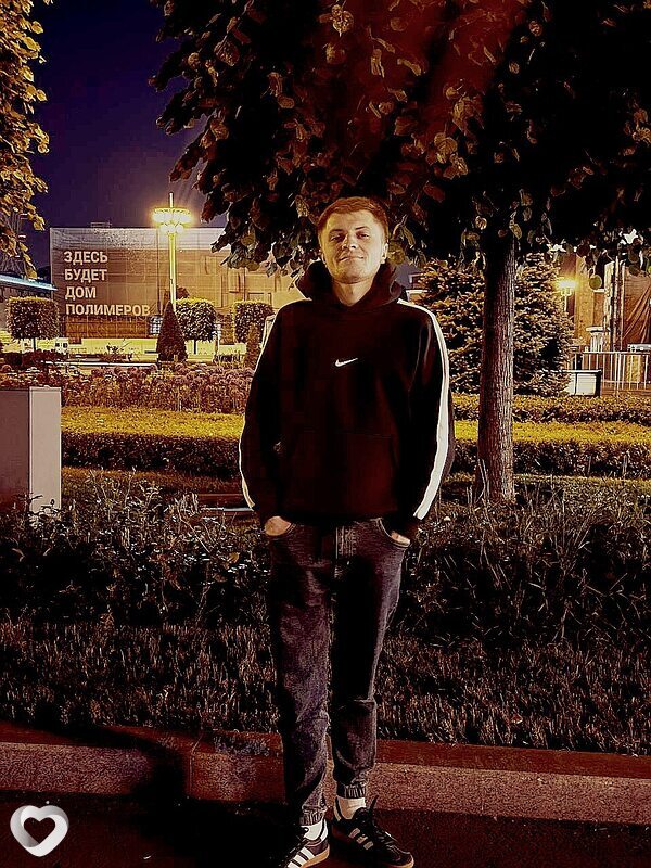 Денис, 23, Москве — анкета №3507451