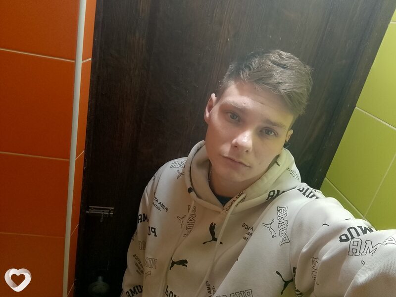 Денис, 23, Геленджике — анкета №3507691