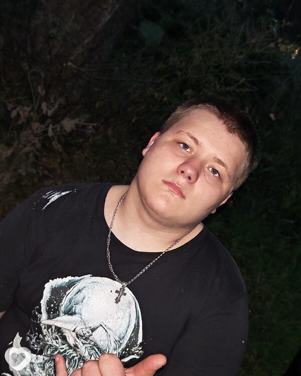 Вадим, 21, Великом Новгороде — анкета №3507856