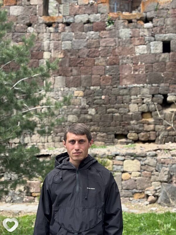 Hovo, 21, Ереван — анкета №3508338