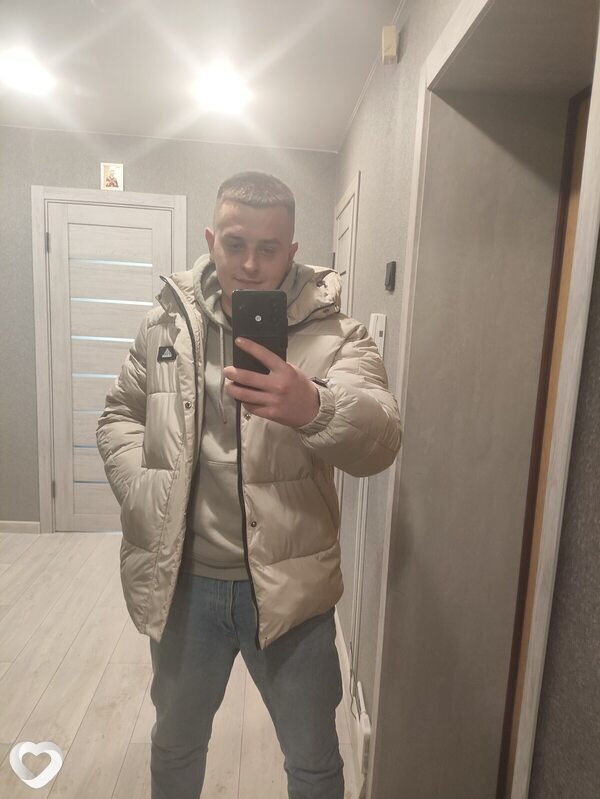 Антон, 28, Барановичах — анкета №3510165