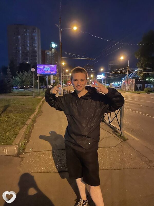 Ванюша, 22, Москве — анкета №3510343