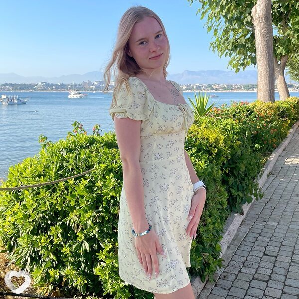 Анастасия, 21, Ростове-на-Дону — анкета №3510551