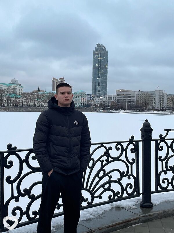 Данил, 20, Тюмени — анкета №3510666