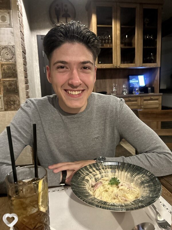 Андрей, 24, Санкт-Петербурге — анкета №3510745