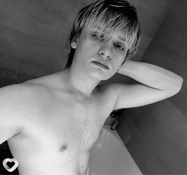Данила, 19, Брянске — анкета №3510918
