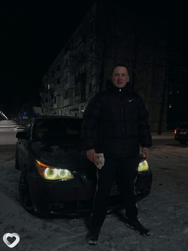 Макс, 20, Пскове — анкета №3511271