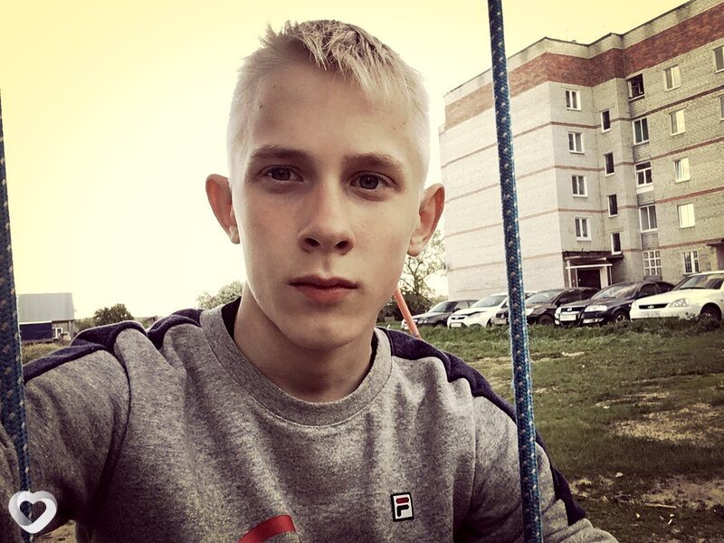 Артём, 21, Сургуте — анкета №3512509