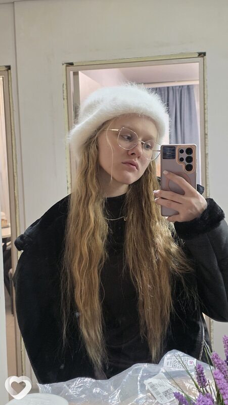 Алёна, 18, Москве — анкета №3513038