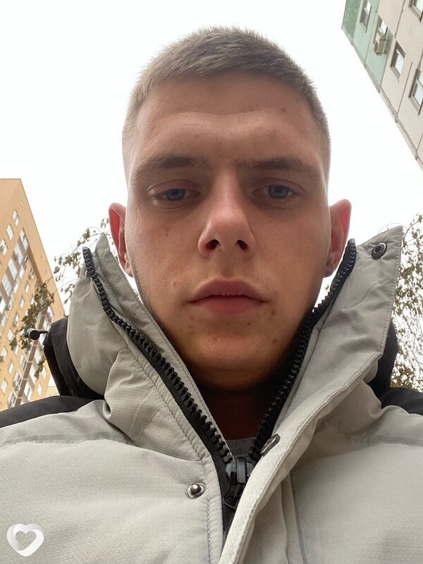 Илья, 23, Саратове — анкета №3513269
