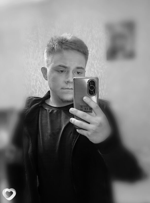 Дмитрий, 22, Сургуте — анкета №3514085