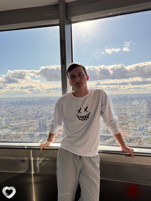 Евгений, 19, Хабаровске — анкета №3514497