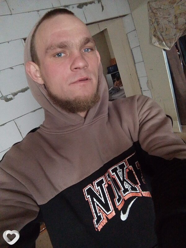 Александр, 24, Омске — анкета №3514379