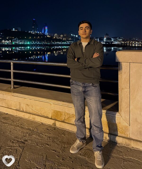 Эльчин, 23, Москве — анкета №3515820