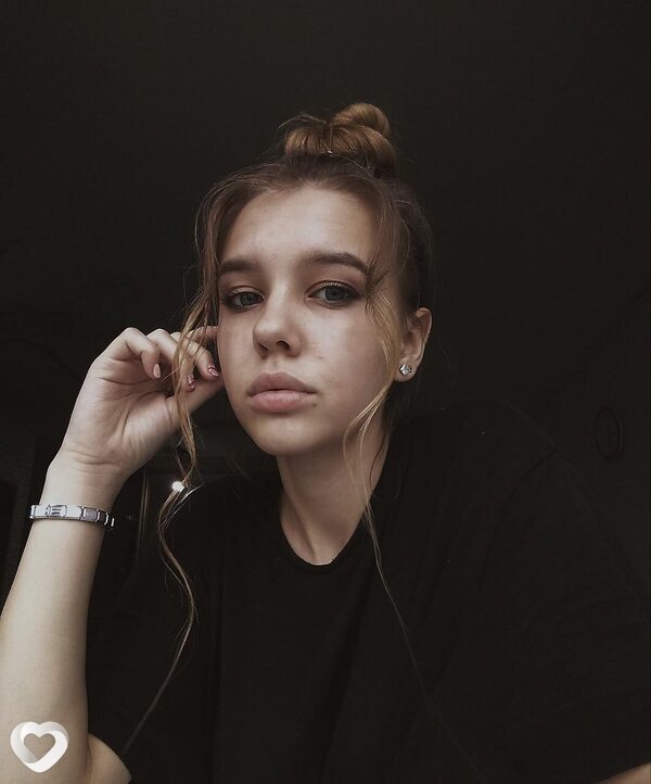 Людмила, 22, Барнауле — анкета №3515999