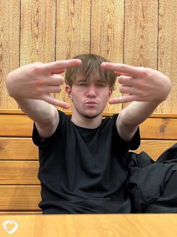 Иван, 18, Самаре — анкета №3516260