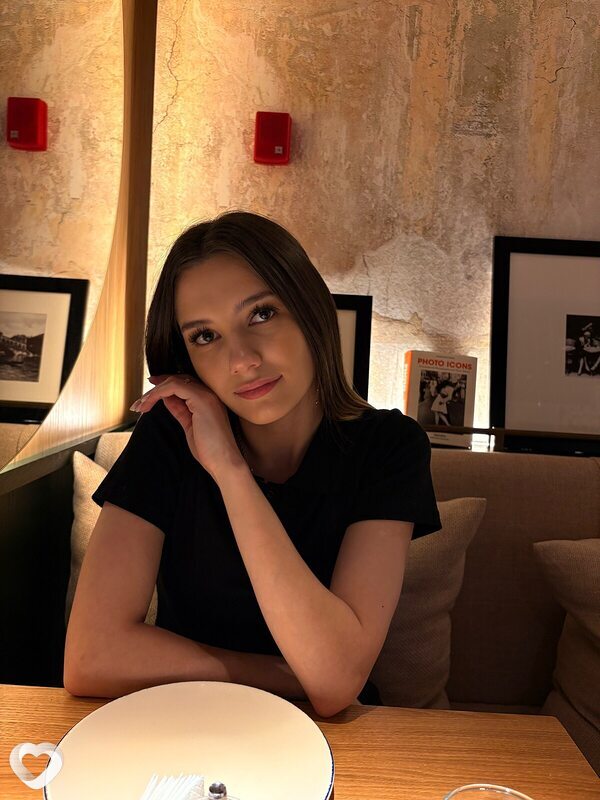 Виктория, 21, Москве — анкета №3516745