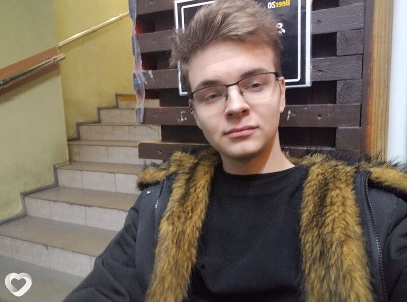 Антон, 19, Санкт-Петербурге — анкета №3516669