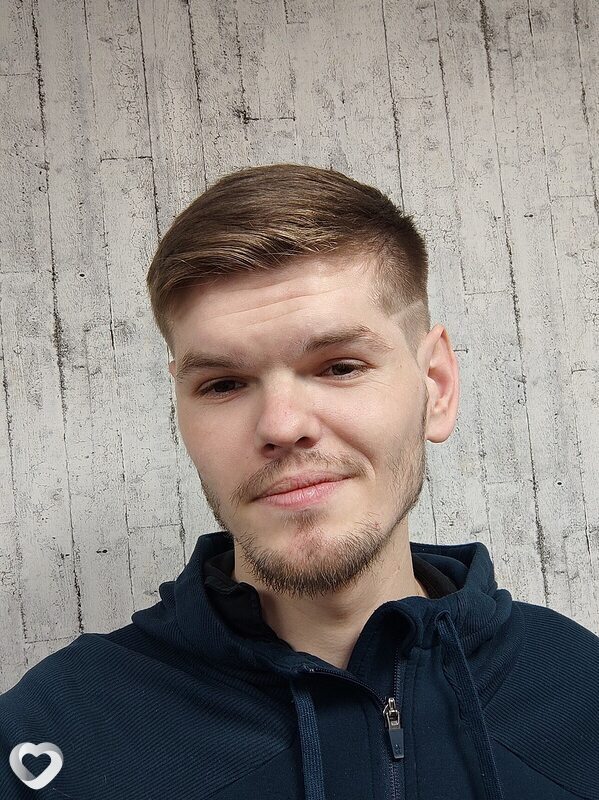 Артем, 25, Кременчуге — анкета №3517459