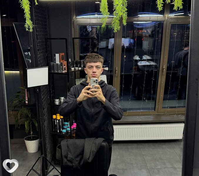 Женя, 21, Гродно — анкета №3518208