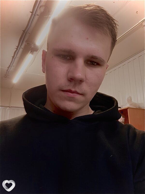 Саша, 23, Санкт-Петербурге — анкета №3518342