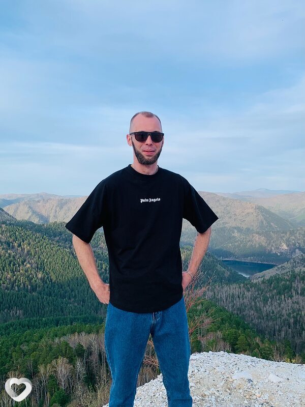 Максим, 29, Саяногорске — анкета №3518395