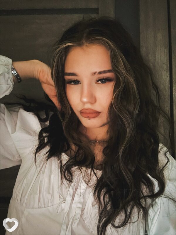 Екатерина, 21, Барнауле — анкета №3519634