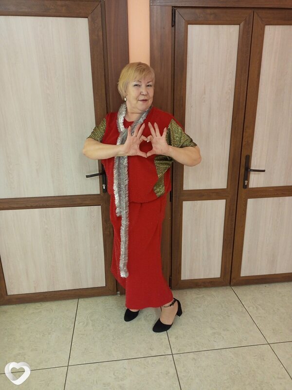 Елена, Курган