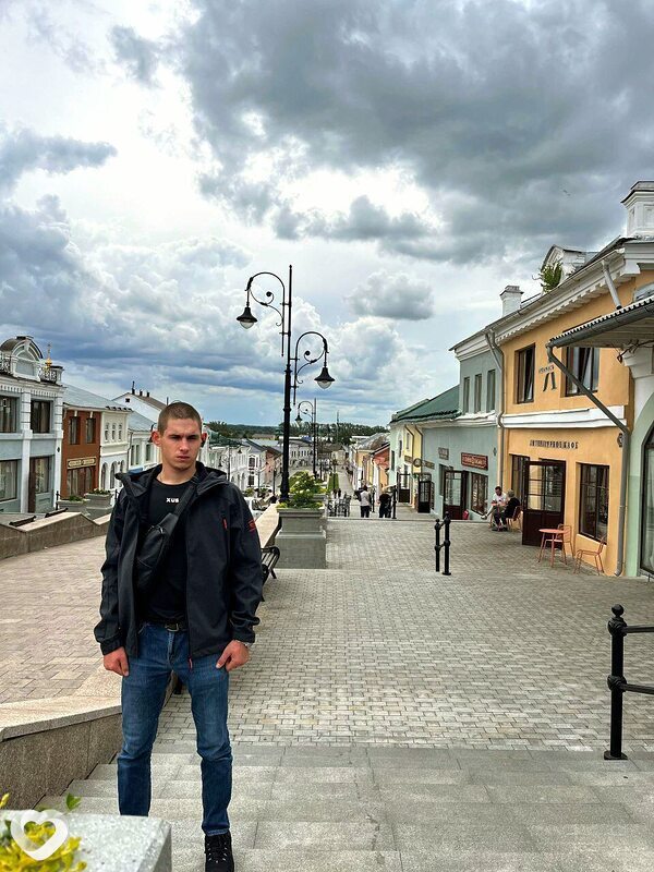 Дмитрий, 21, Артеме — анкета №3521275