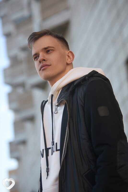 Олег, 25, Архангельске — анкета №3522022