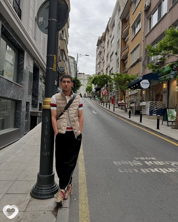 Артём, 22, Уфе — анкета №3522250