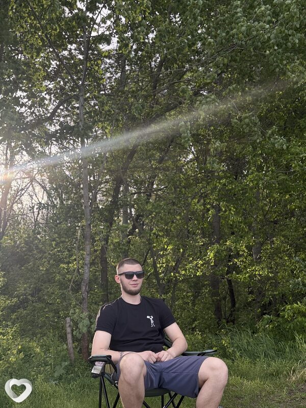 Александр, 20, Брянске — анкета №3522450
