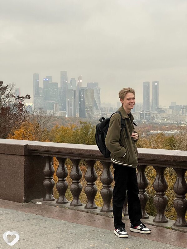 Алексей, 18, Москве — анкета №3523123