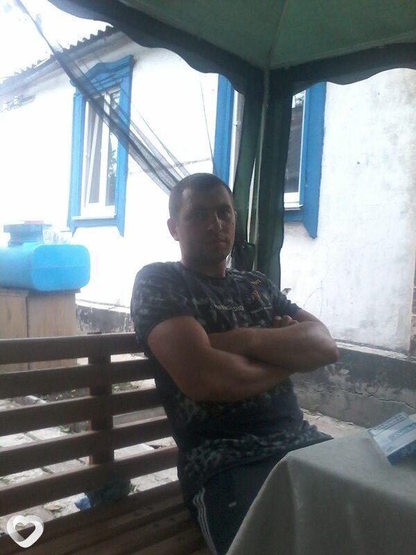 Дмитрий, 38, Шахтерске — анкета №3523674