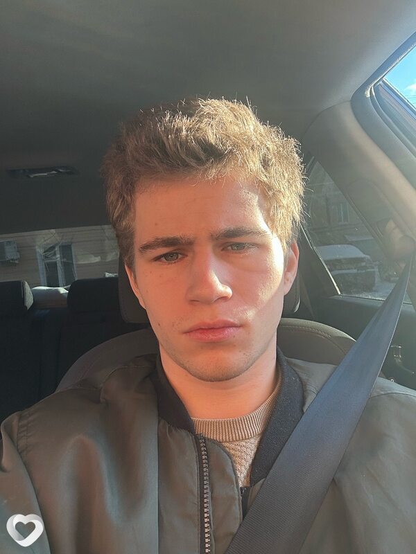 Михаил, 20, Санкт-Петербурге — анкета №3524229