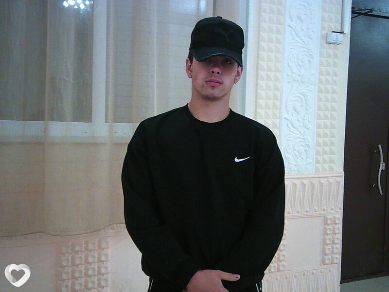 Дмитрий, 19, Челябинске — анкета №3523941