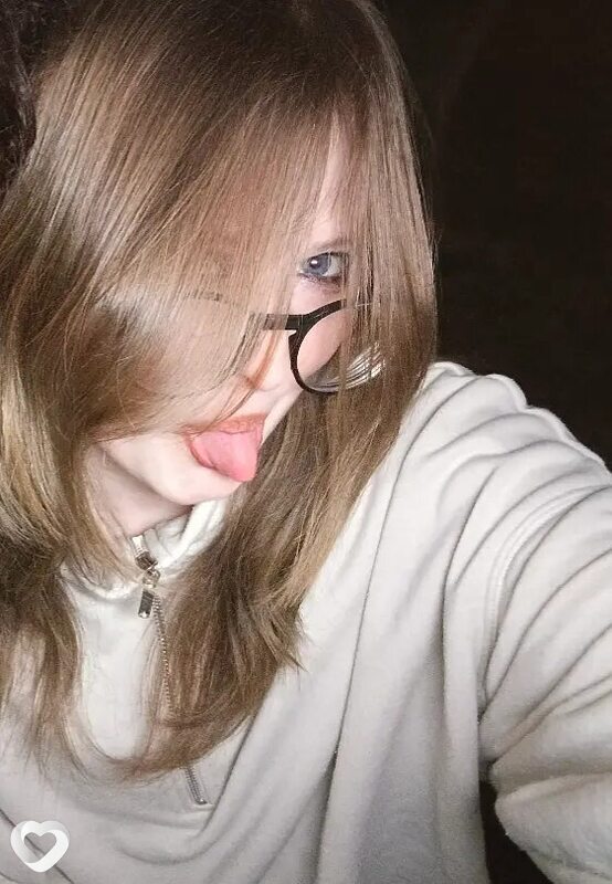 Ася, 18, Калининграде — анкета №3525742